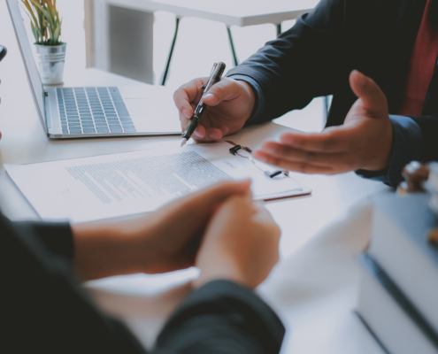 consulting giving legal advice to couple customer